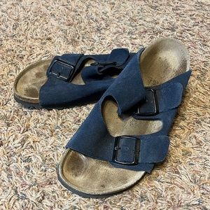 Navy blue suede Birki’s.  Size 38